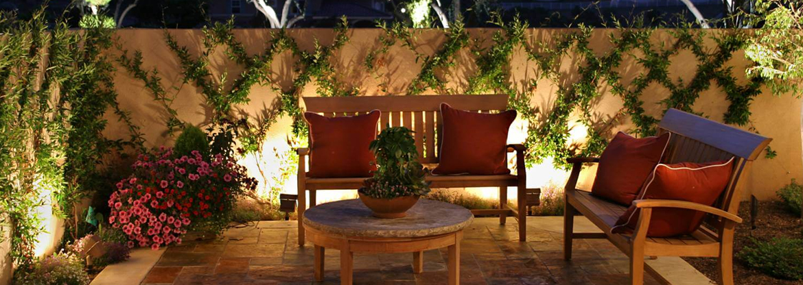 Đèn ngoại thất